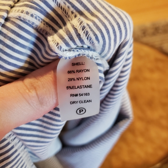 Calvin Klein Seersucker Bow Dress Size 4 - Picture 11 of 11